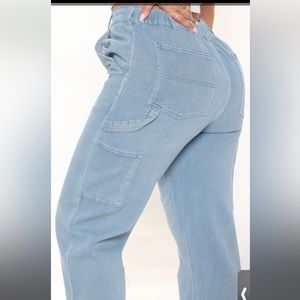 Cargo pants. Size 0. Non stretch. 12.5” high rise. 30” inseam. 100% cotton.